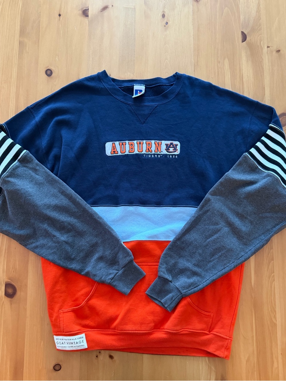 Vintage Auburn Tigers Upcycled Custom Sweatshirt - Russell Athletic (XL)